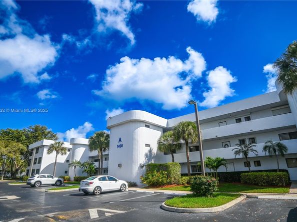 1490 Sheridan St 12A, Hollywood FL 33020
