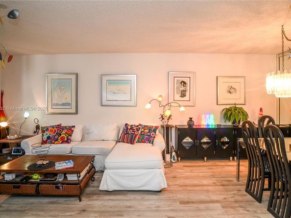 1490 Sheridan St 12A, Hollywood FL 33020