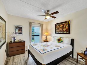 3302 Farragut St 5C, Hollywood FL 33021