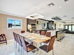 1318 Washington St, Hollywood FL 33019
