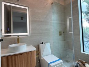 1637 Monroe St, Hollywood FL 33020