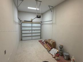 1637 Monroe St, Hollywood FL 33020