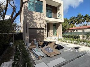 1637 Monroe St, Hollywood FL 33020