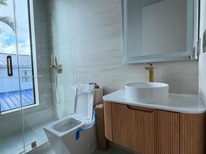 1637 Monroe St, Hollywood FL 33020