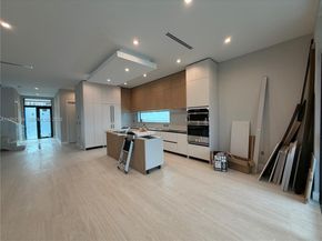 1637 Monroe St, Hollywood FL 33020