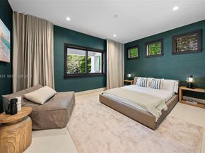 110 Holiday Dr, Hallandale Beach FL 33009