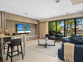 110 Holiday Dr, Hallandale Beach FL 33009