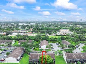 4347 SW 70th Ter, Davie FL 33314