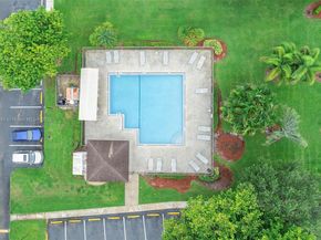 4347 SW 70th Ter, Davie FL 33314