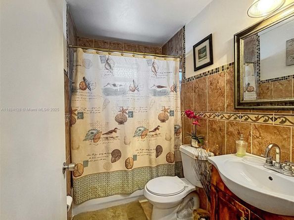 18003 SW 153rd Pl, Miami FL 33187