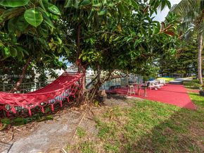 1255 Marseille Dr 125, Miami Beach FL 33141