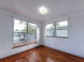 1255 Marseille Dr 125, Miami Beach FL 33141