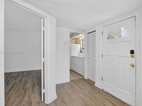 9703 N New River Canal Rd 103, Plantation FL 33324