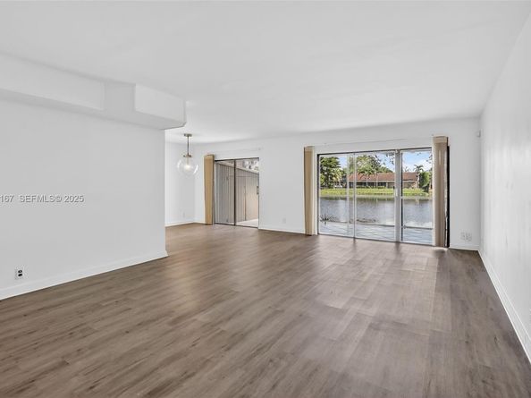 9703 N New River Canal Rd 103, Plantation FL 33324