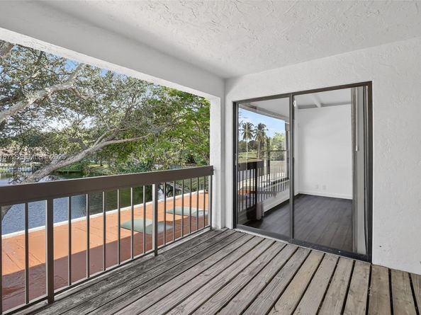 9703 N New River Canal Rd 103, Plantation FL 33324