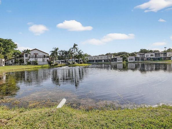 9703 N New River Canal Rd 103, Plantation FL 33324