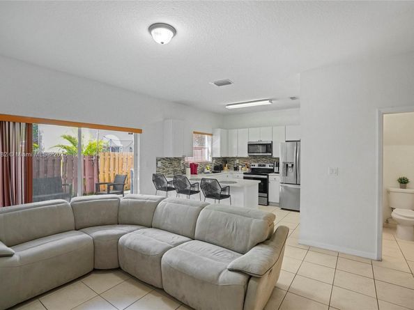 14098 SW 51st Ct, Miramar FL 33027