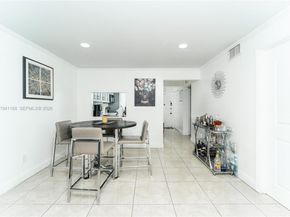 7500 NW 17th St 207, Plantation FL 33313