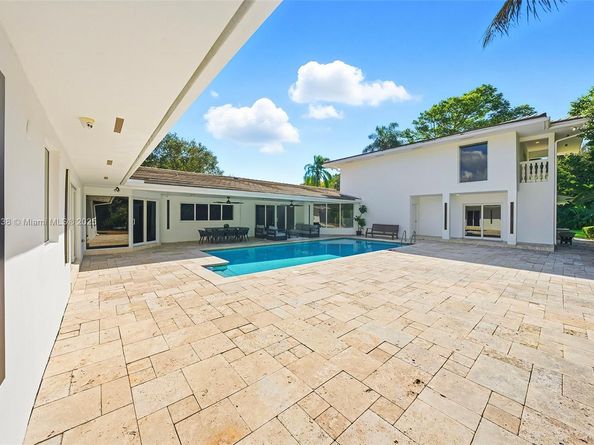 13150 SW 69th Ave, Pinecrest FL 33156