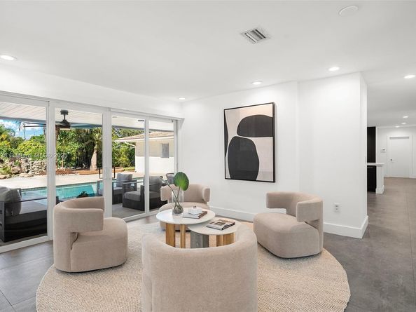 13150 SW 69th Ave, Pinecrest FL 33156