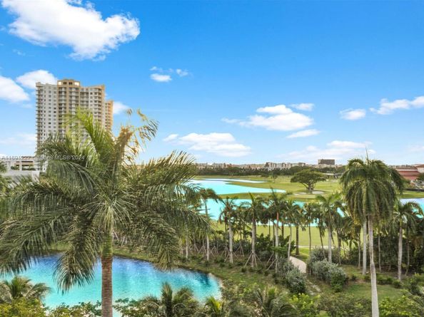 200 Diplomat Pkwy 721, Hallandale Beach FL 33009