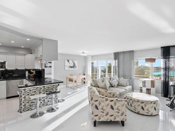 200 Diplomat Pkwy