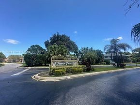 523 Trace Cir 105, Deerfield Beach FL 33441