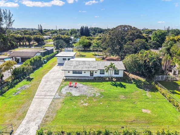 6231 SW 188th Ave, Southwest Ranches FL 33332