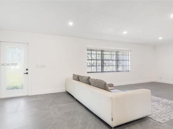 6231 SW 188th Ave, Southwest Ranches FL 33332