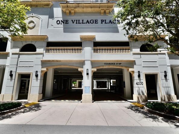 4100 Salzedo St 919, Coral Gables FL 33146