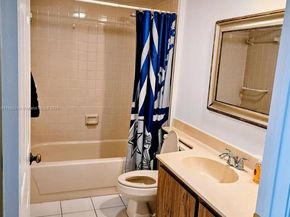 6085 Balboa Cir 403, Boca Raton FL 33433