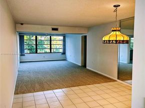 6085 Balboa Cir 403, Boca Raton FL 33433