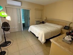 55 NW 204th St 10, Miami Gardens FL 33169