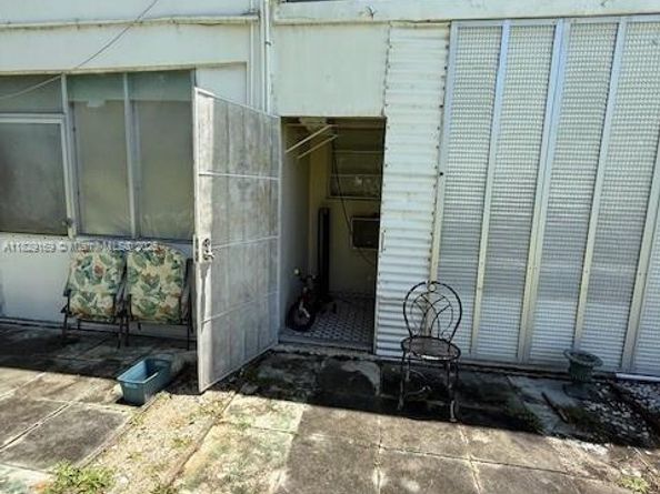 55 NW 204th St 10, Miami Gardens FL 33169