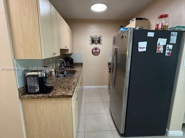 55 NW 204th St 10, Miami Gardens FL 33169