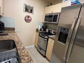 55 NW 204th St 10, Miami Gardens FL 33169