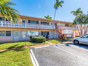 901 SW 11th Ave 17H, Hallandale Beach FL 33009