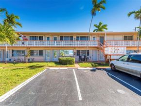 901 SW 11th Ave 17H, Hallandale Beach FL 33009