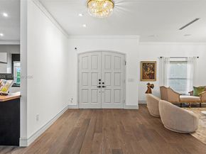 680 Buttonwood Ln, Miami FL 33137