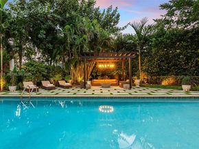 680 Buttonwood Ln, Miami FL 33137