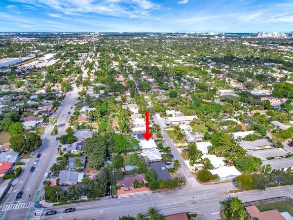 1315 NE 16th Ave, Fort Lauderdale FL 33304