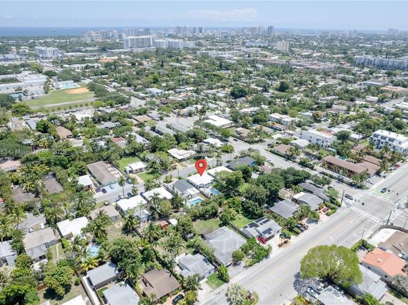 1315 NE 16th Ave, Fort Lauderdale FL 33304