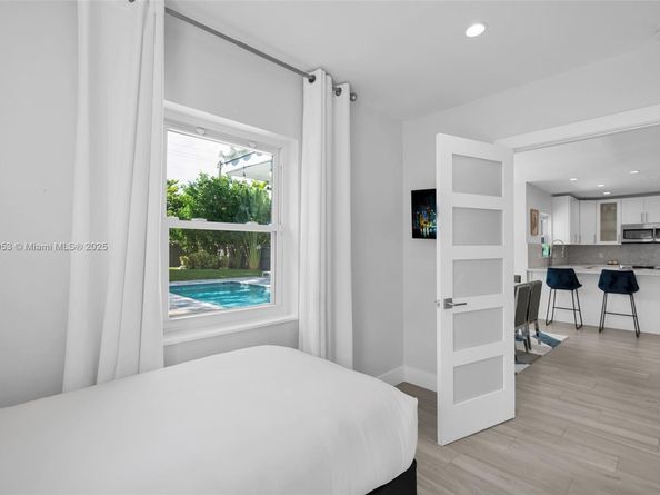 1315 NE 16th Ave, Fort Lauderdale FL 33304