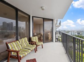 1901 Brickell Ave B2413, Miami FL 33129