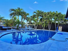 1621 NE 63rd Ct, Fort Lauderdale FL 33334
