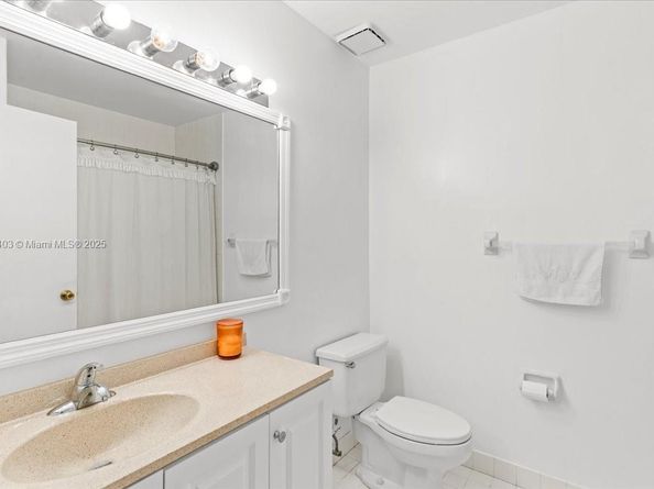 10014 Hammocks Blvd 2044, Miami FL 33196