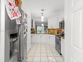 10014 Hammocks Blvd 2044, Miami FL 33196