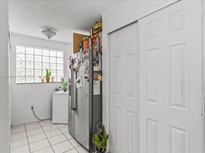 10014 Hammocks Blvd 2044, Miami FL 33196