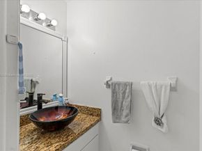 10014 Hammocks Blvd 2044, Miami FL 33196