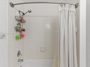 10014 Hammocks Blvd 2044, Miami FL 33196